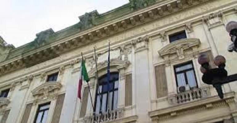 Situazione critica nelle scuole italiane: protesta dei Dirigenti Scolastici per la mancanza di sicurezza