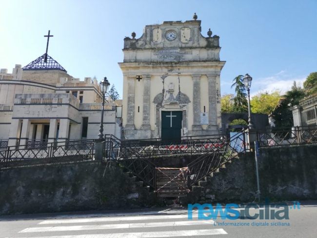 Terremoto di Santo Stefano, a Fleri si è fermato il tempo: viaggio nel paese spezzato dal sisma – FOTO