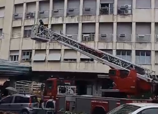 Paura ad Acireale, anziana rimane chiusa in casa: il VIDEO dell’intervento dei vigili del fuoco