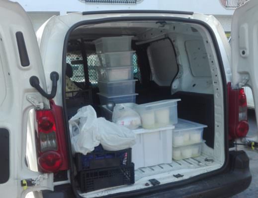 Catania, si “infiltra” nel mercatino per vendere la sua merce: denunciato abusivo, prodotti sequestrati