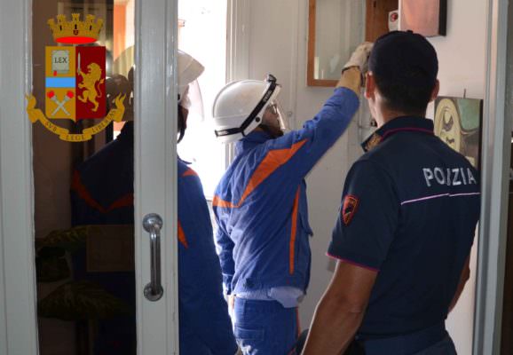 Evade dai domiciliari, spaccia droga e ruba energia elettrica pubblica: arrestato 32enne – VIDEO