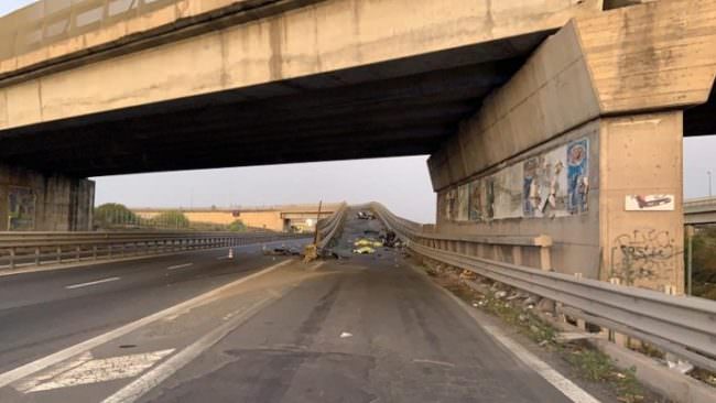 Strage nel Catanese, incidente sulla SS 121: 4 giovanissimi morti e un ferito grave