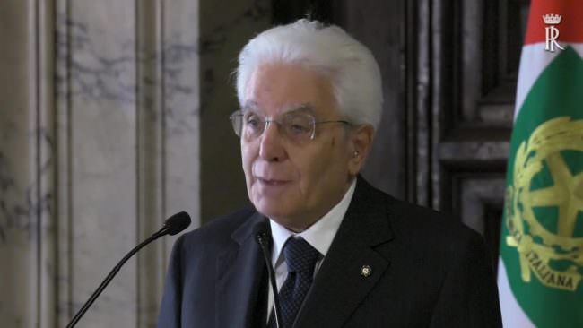 Mattarella “Impegno comune contro il cancro”