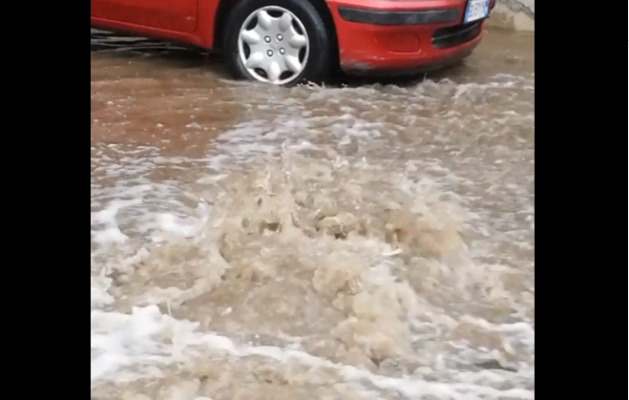 Pioggia e grandine a Messina, infuria la polemica sui social: “Ecco la mia città quando piove intensamente”