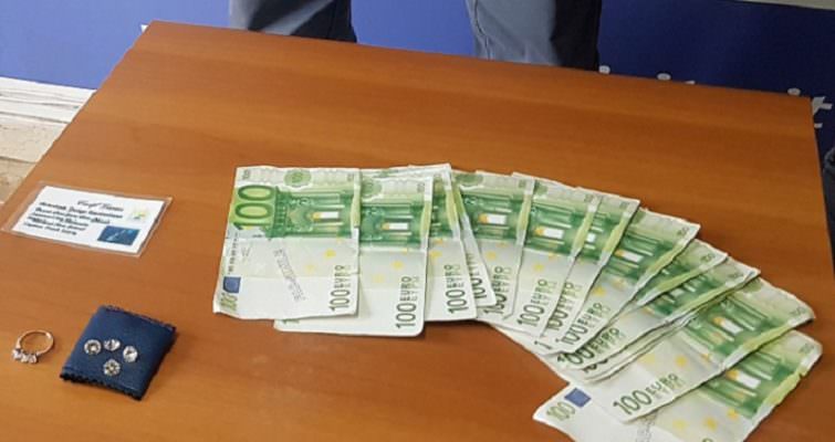 Tentano di estorcere denaro ad anziano con la “truffa del diamante”: denunciati