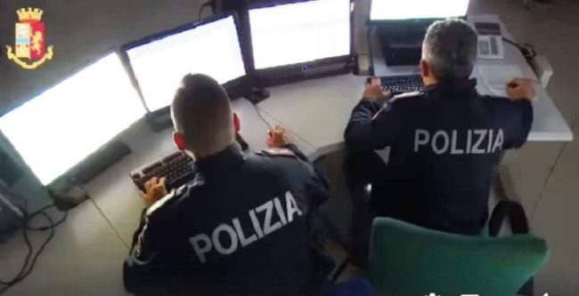 Aggressione sulla moglie e i figli minori, trovato in casa con fucile e munizioni: denunciato 50enne