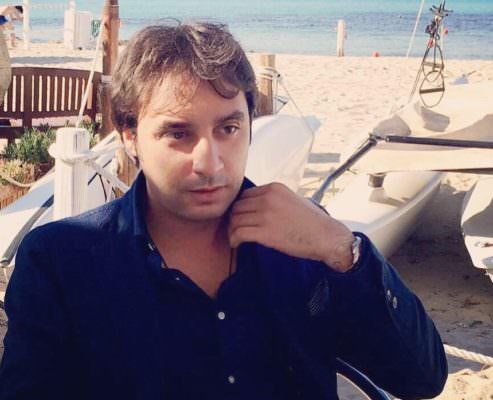 Paralizzato da un anno a causa di carne contaminata: il siciliano Eduardo De Filippis racconta la sua storia
