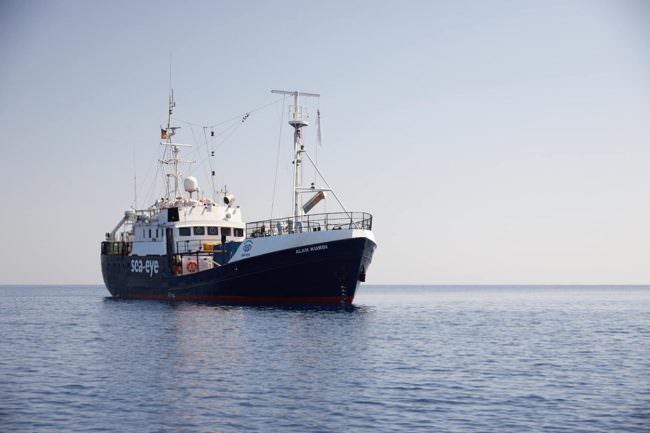 ARRIVATA A TARANTO LA NAVE ALAN KURDI CON A BORDO 88 MIGRANTI