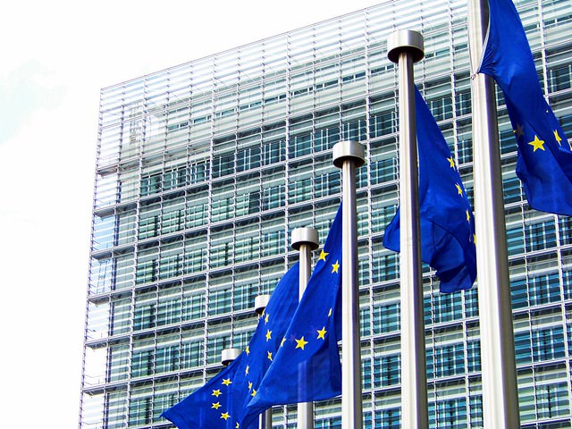 LA COMMISSIONE UE RIVEDE AL RIBASSO LA CRESCITA ITALIANA