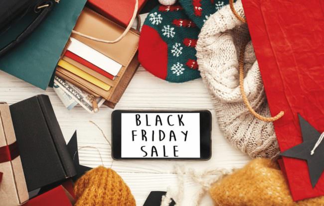 CONSUMI, ANCHE PER GLI ITALIANI E' “FEBBRE” DA BLACK FRIDAY