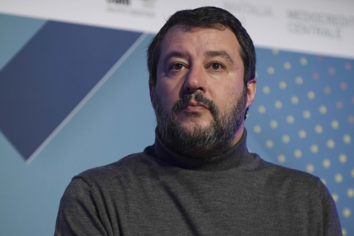 Caso Open Arms, Salvini accusato di sequestro di persona e omissione d’atti d’ufficio: fascicolo trasmesso al Tribunale dei Ministri
