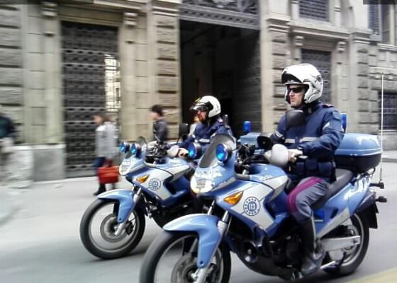 Palermo ostaggio dei parcheggiatori abusivi: denunciati 6 recidivi