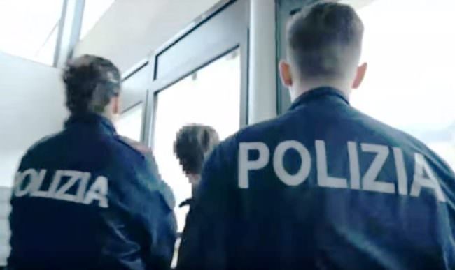 Catania, armato di coltello rapina farmacia in centro e fugge: arrestato il responsabile