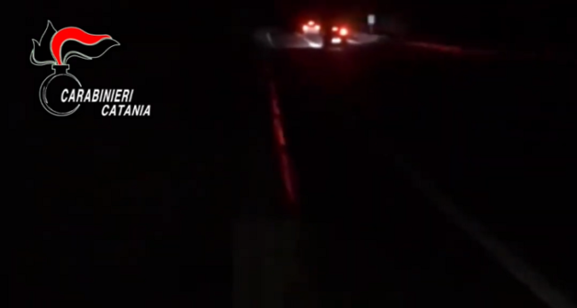 Punto VS 500 nel Catanese: carabinieri denunciano due “piloti” 19enni per corse clandestine – VIDEO