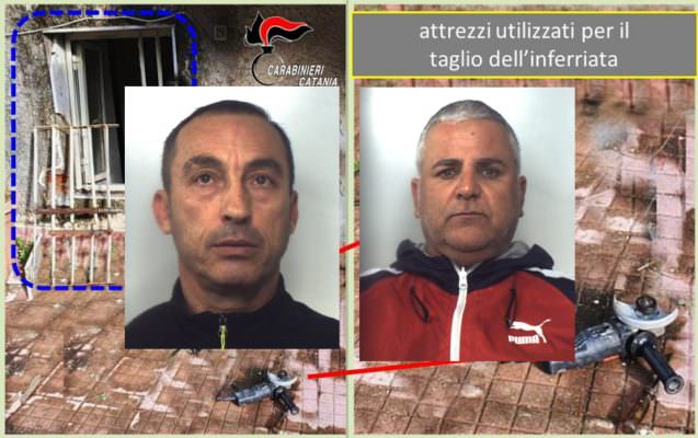 Segano le sbarre di ferro di una finestra per entrare in una casa di Aci Castello: due arresti