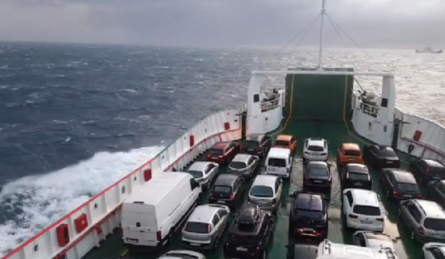 Raffiche di oltre 100 km/h, Sicilia nella morsa del maltempo tra segnalazioni vere e “false”: il punto della situazione