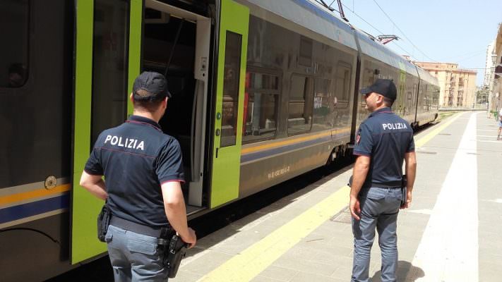 Stazioni ferroviarie fra Catania e Palermo: ecco il resoconto di 24 ore di controlli della polizia