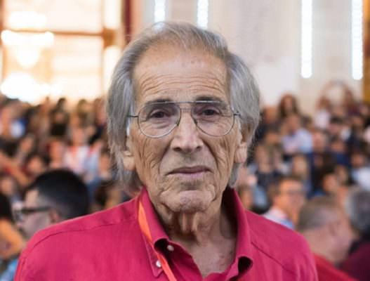Acitrezza in lutto per la morte di Salvo D’Ambra, storico fondatore della Confraternita di San Giovanni