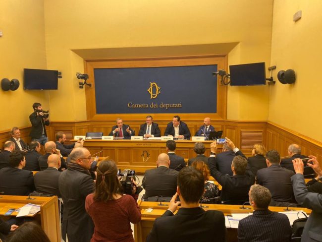 L'UGL LANCIA LA CONTROMANOVRA “IL PAESE DEVE USCIRE DALLA CRISI”