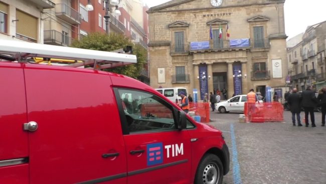 Tappa a Enna per la scuola digitale di Tim
