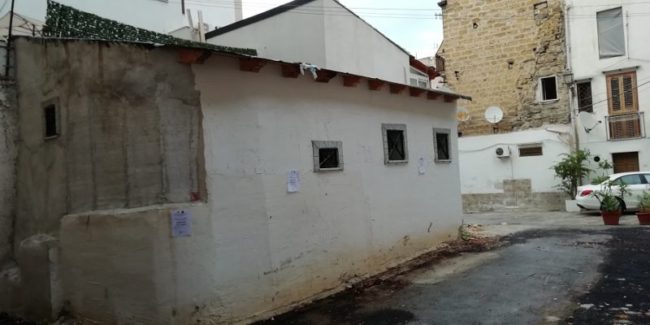 Lavori illegali su un rudere in zona sismica: sequestrato immobile