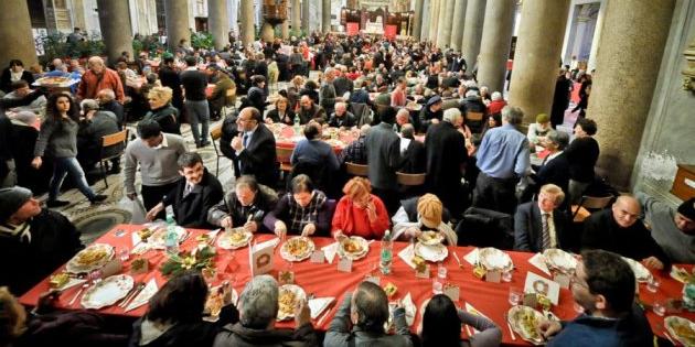 Sicilia, pranzo di Natale per i poveri della Comunità di Sant’Egidio: oltre 700 ospiti a tavola