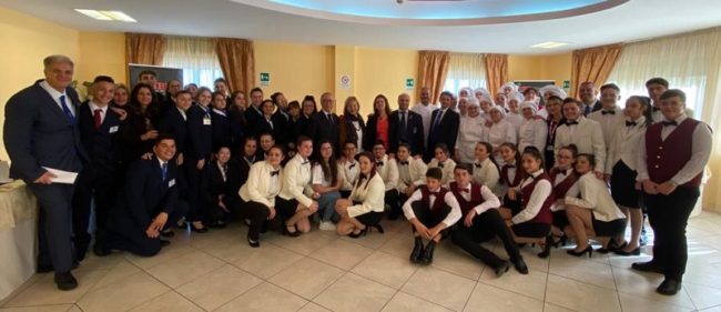 Grande affluenza di partecipanti all’Open Day dell’I.P.S.S.E.O.A. “Karol Wojtyla” di Catania