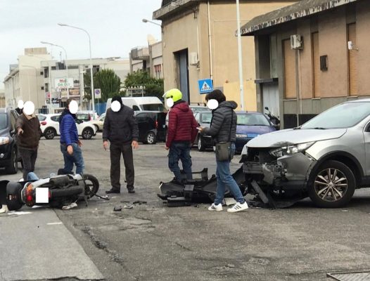 Drammatico scontro auto-scooter: 62enne in prognosi riservata al Policlinico