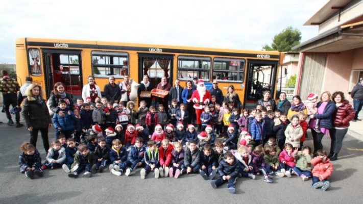 “Jingle Bus” nel IV municipio di Catania, Buceti: “Il Natale poggia su valori sociali importanti”