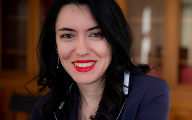 L’Italia pronta a riaprire i cancelli agli studenti. Ministra Azzolina: “In età scolare i contagi sono meno frequenti”