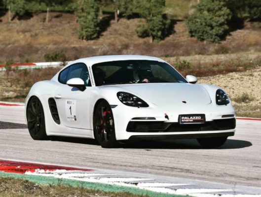 Racalmuto, prima edizione del Porsche Track Day: adrenalina ed emozioni per i partecipanti