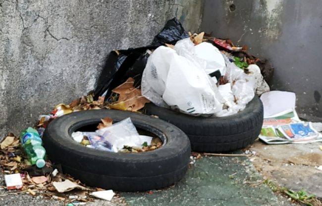 Catania, degrado nel quartiere Borgo-Sanzio. Comitato Vulcania: “L’amministrazione intervenga” – FOTO