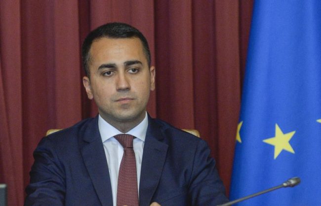 Caos nel M5S, Luigi Di Maio si dimette da capo del partito: defezioni anche dei deputati Nitti e Aprile