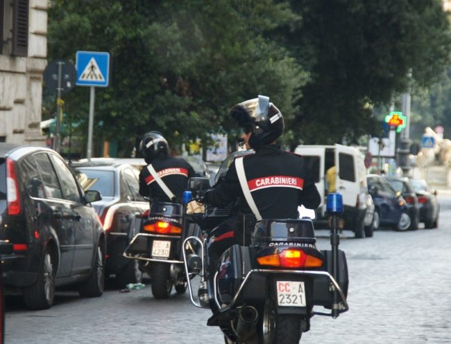 INCASSAVANO TITOLI DI CREDITO INTESTATI AD ALTRI, 14 PROVVEDIMENTI