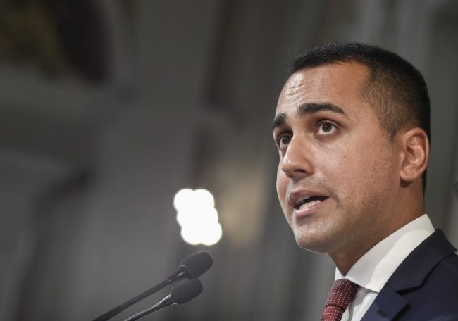 Pescatori siciliani liberati, Di Maio parla alle famiglie in videoconferenza: “Il Governo è con voi”