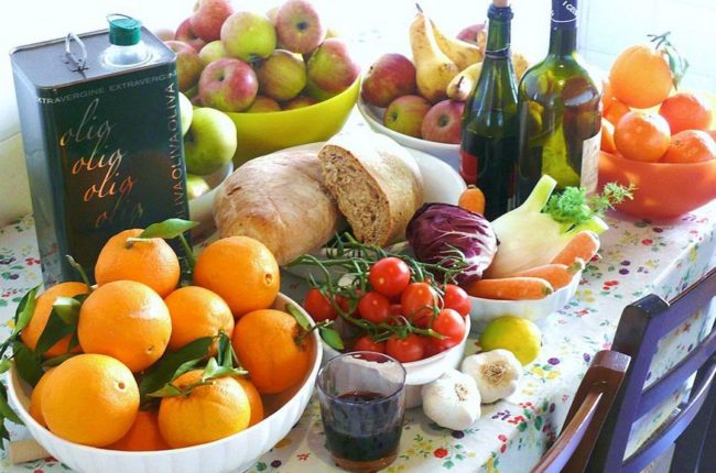 LA DIETA MEDITERRANEA E' LA MIGLIORE AL MONDO