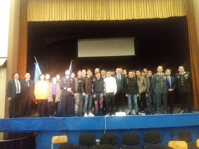 I ragazzi dell’I.I.S.S. “Carlo Gemmellaro” di Catania celebrano la Giornata della Memoria