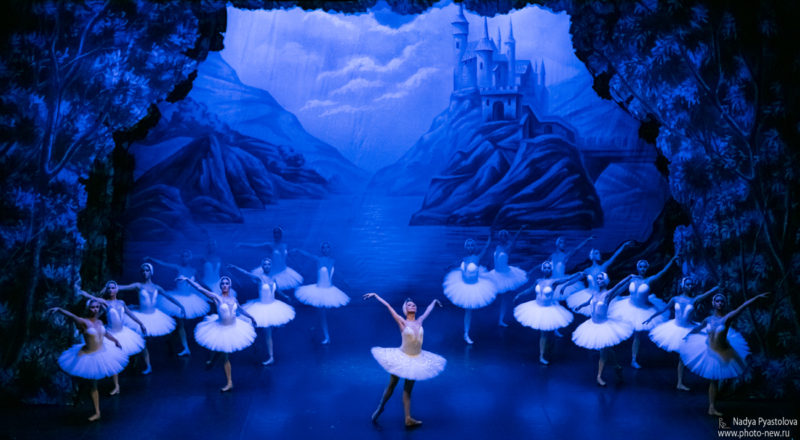 Il Balletto di Sanpietroburgo presenta il Lago dei Cigni domani 24 gennaio al Teatro Metropolitan di Catania