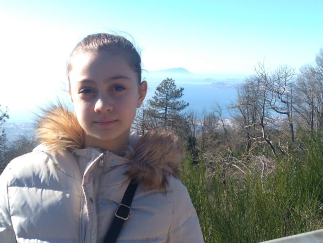Febbre alta e poi il coma: Emma muore a soli 10 anni per complicanze di un virus influenzale