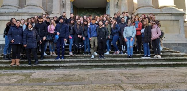 “Nella mia fragilità mi hai dato la forza di vincere”, l’Istituto Carlo Gemmellaro di Catania incontra la testimonianza della giovane martire patrona di Catania