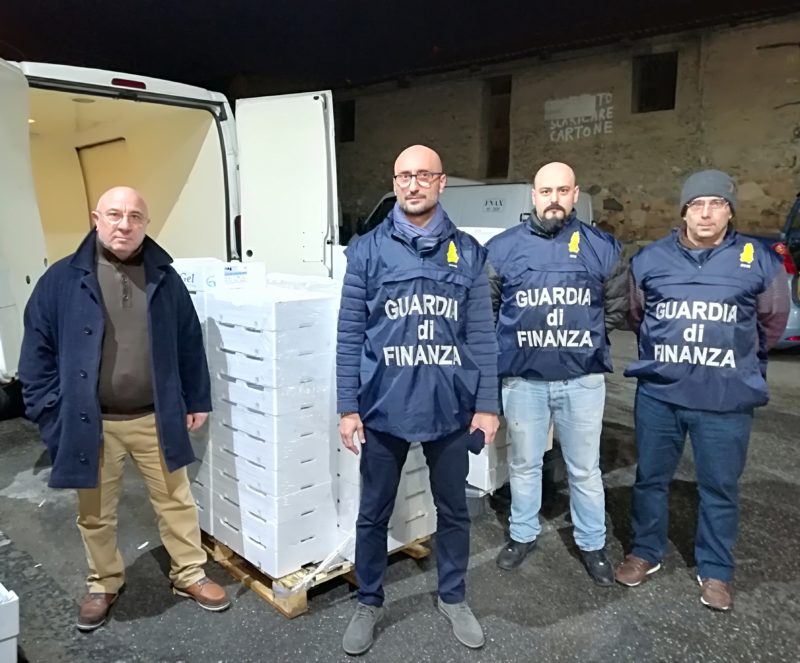 Pesca illegale, maxi sequestro di novellame tra Calabria e Sicilia: violazioni da 25mila euro