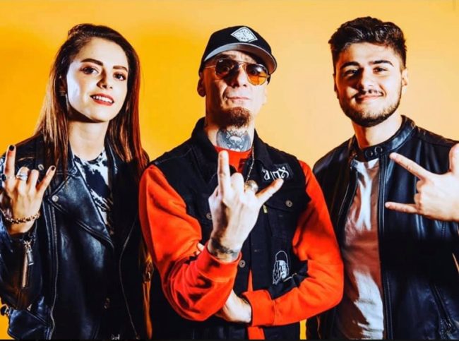 Luca Di Stefano in “ReAle”, J-Ax annuncia la collaborazione nel suo nuovo album: “Voce straordinaria”