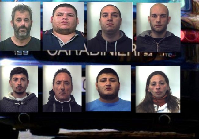 Rete di spaccio smantellata, maxi operazione dei carabinieri: otto persone arrestate – NOMI e FOTO