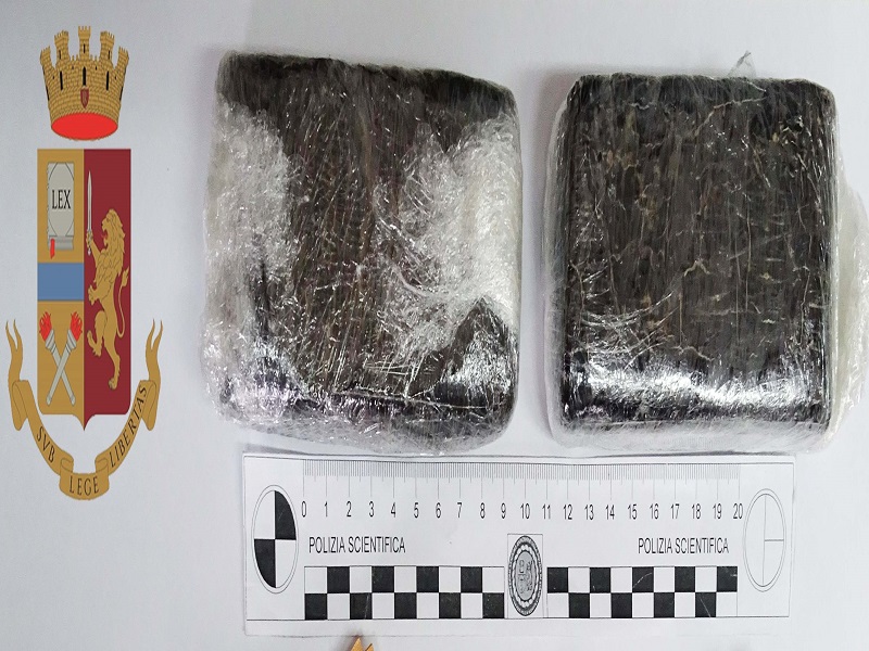 Droga sulla A19, scattano i controlli della Polizia di Stato: fermato spacciatore 39enne
