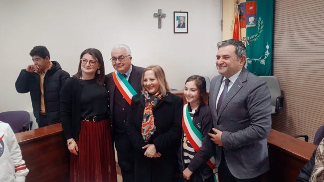 I.C. “G. Marconi”, si insedia il Consiglio Comunale dei Ragazzi e delle Ragazze di Ragalna: soddisfazione per la preside Maria Santa Russo