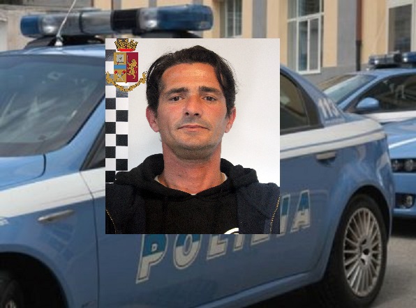 Tenta di sbarazzarsi della droga ma non ci riesce: in manette per spaccio Davide Genna