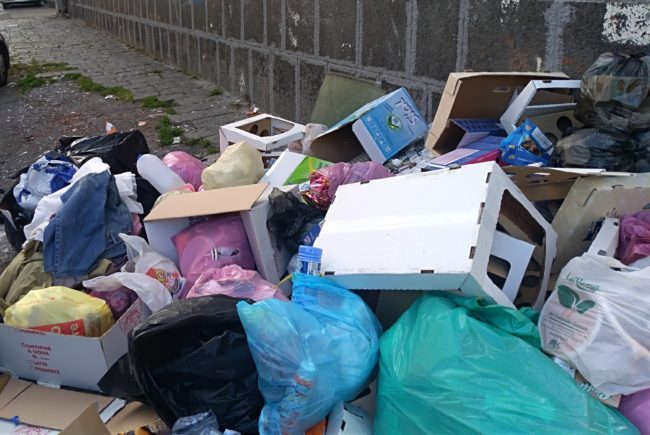 Discariche abusive ed emergenza rifiuti a Catania, taglie per gli ‘zozzoni’: la proposta del comitato “Romolo Murri”