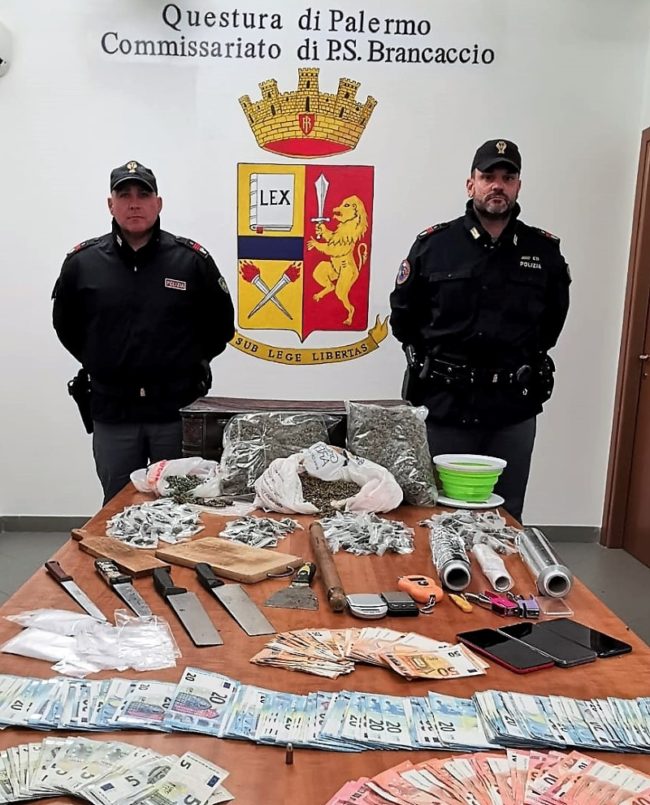 Laboratorio per la droga a conduzione familiare scoperto in un magazzino: 3 persone in manette