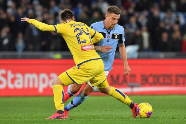 Lazio pareggia 0-0 col Verona e resta dietro all'Inter