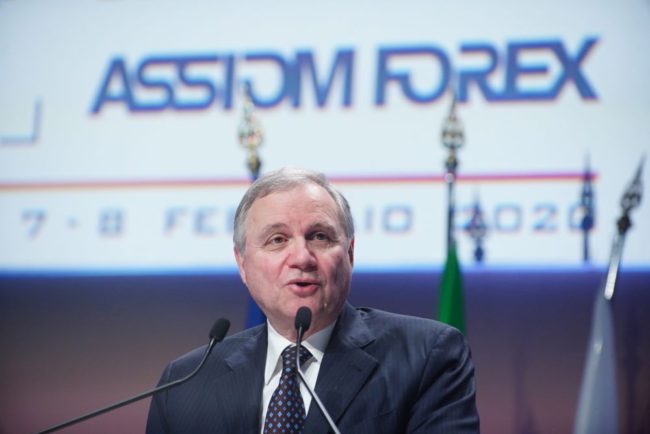 Popolare Bari, Visco difende Bankitalia “Nessuna connivenza”